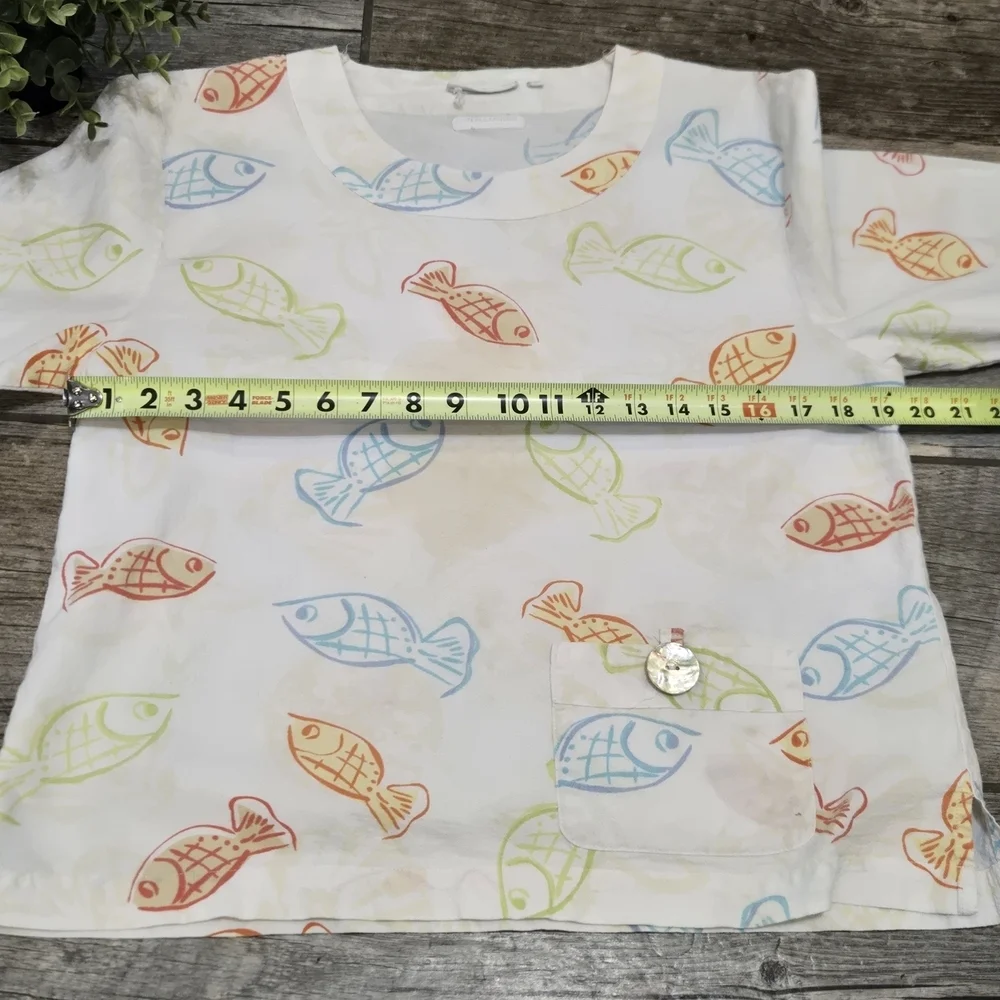 Lulu-B White Colorful Fish Print Long 3/4 Sleeve Blouse, Size M